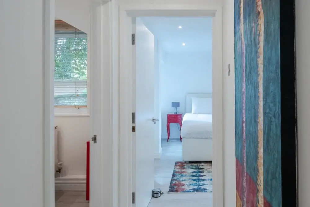 Gorgeous, Central 2 Bed for Up To 4, Bayswater
