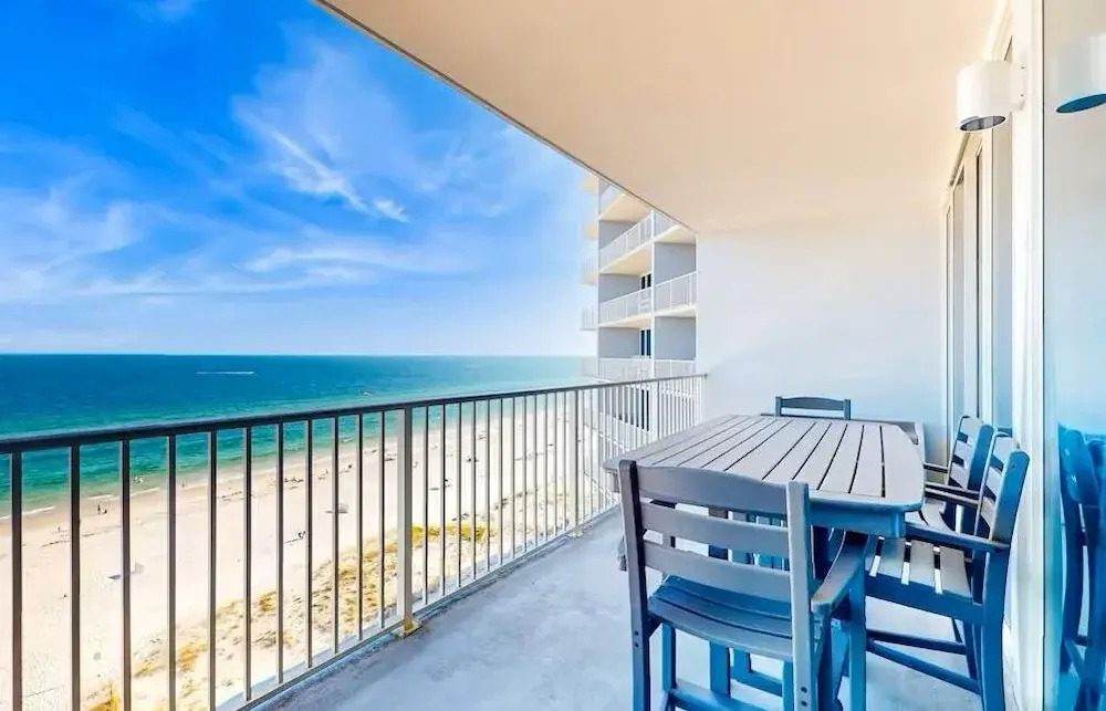 Lighthouse 914