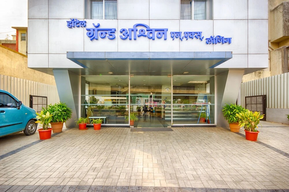 OYO 4018 Hotel Grand Ashwin
