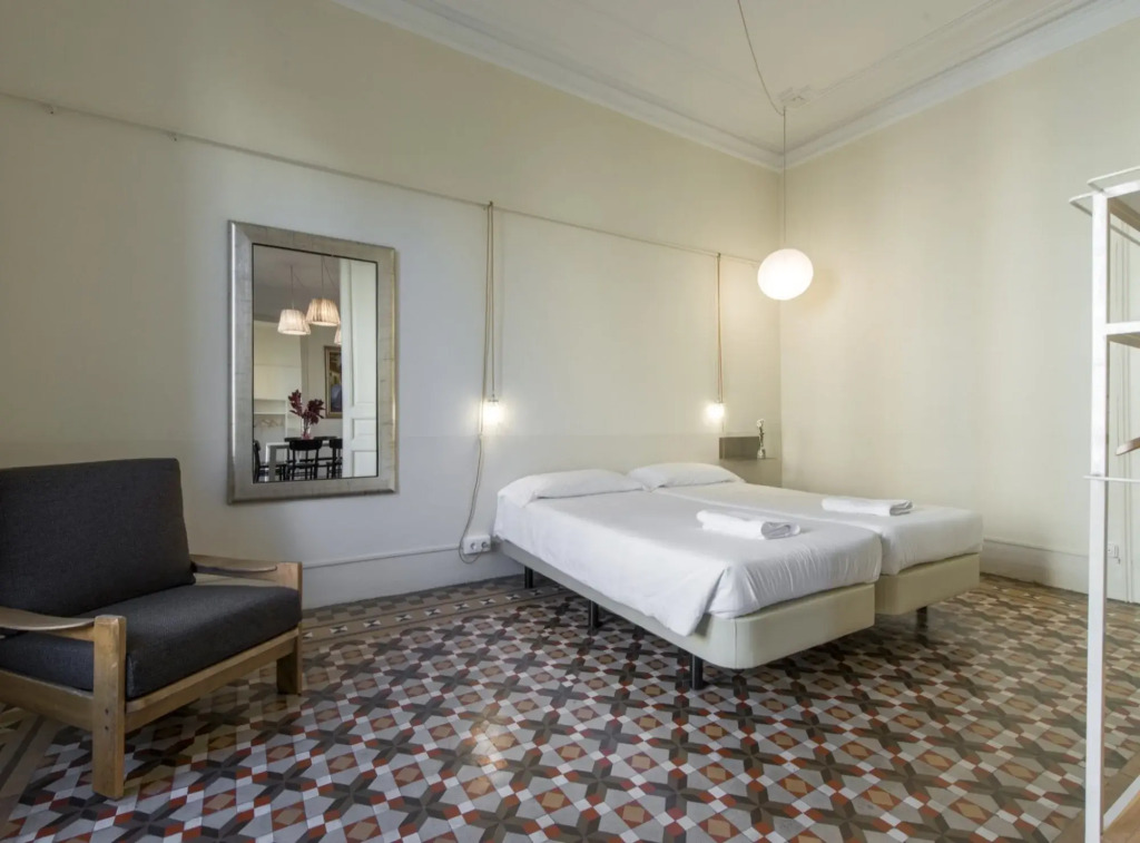 RAMBLA - Cozy Big Apartment