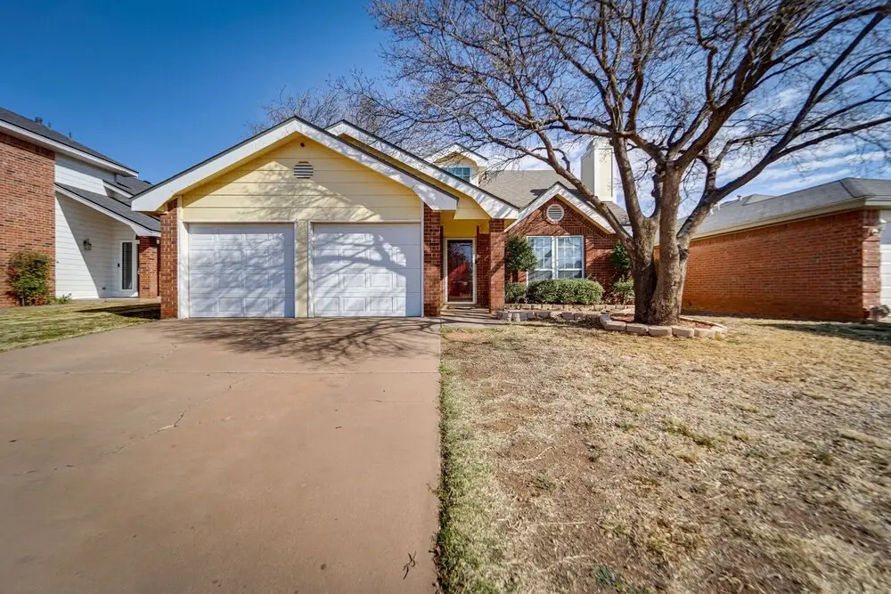 Updated Lubbock Vacation Rental With Yard!