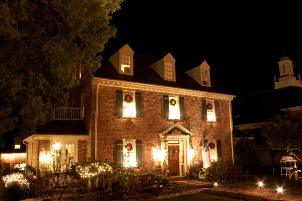 Cedars of Williamsburg Bed & Breakfast