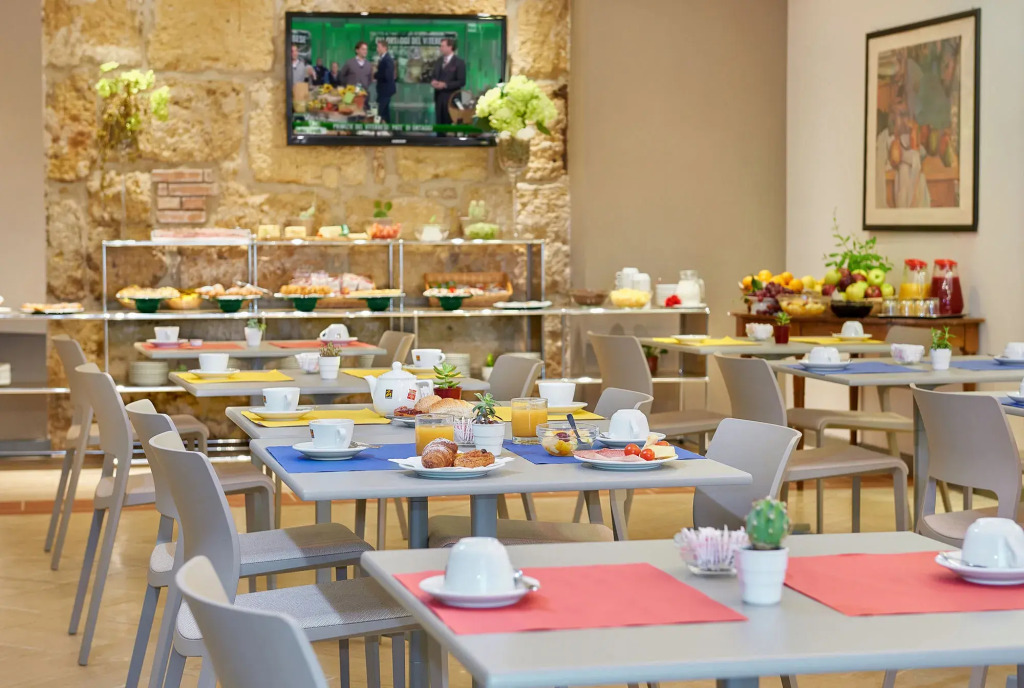 Hotel Al Madarig