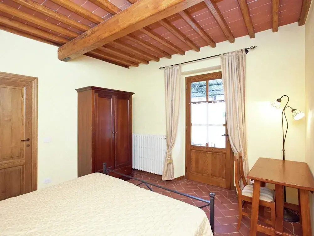 Detached Villa for 6-pers. With Outdoor Swimming Pool