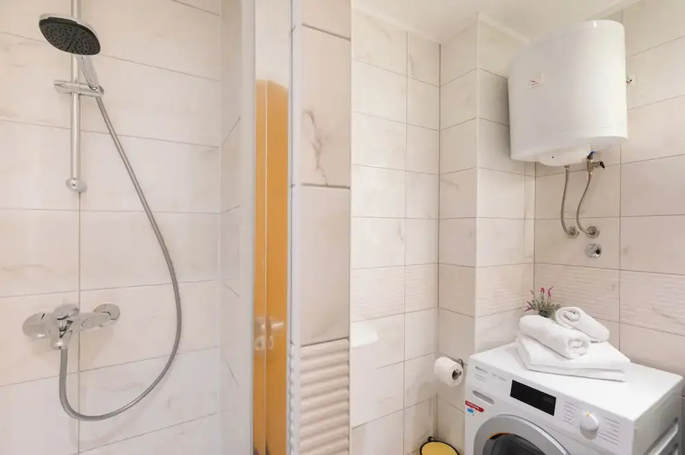 Bis Studio Apartment 4