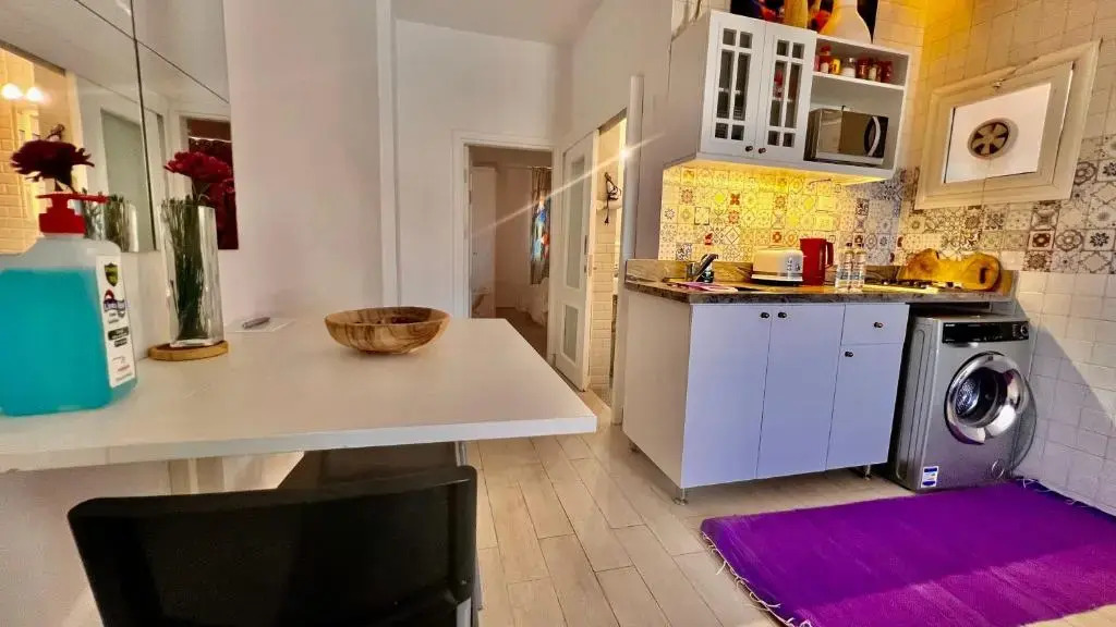 Private Sea & Mountains View Pool Apartment A1G2