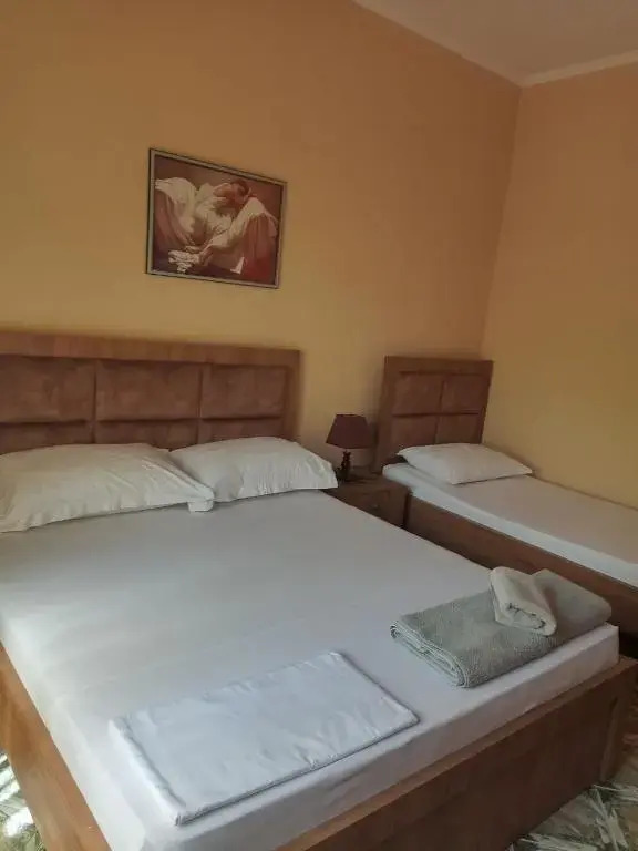 Twins Villa Mangalem