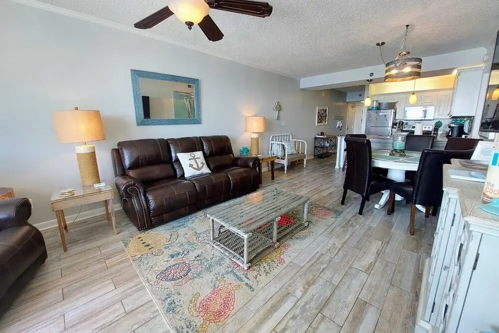 Shoalwater 1102 3 Bedroom Condo by RedAwning