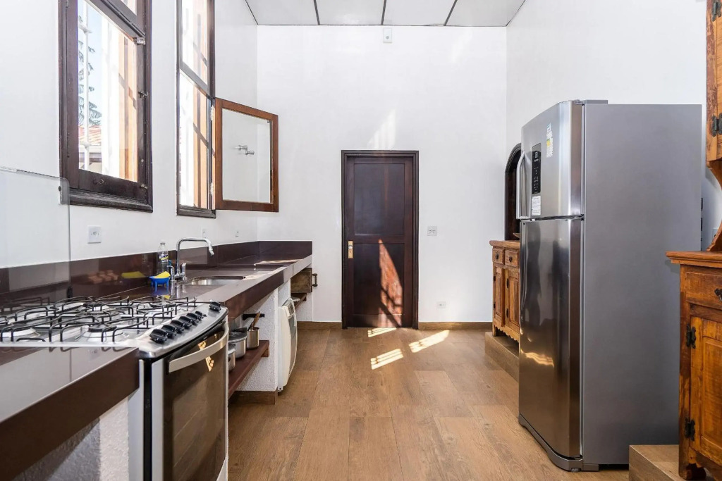 Casa luxuosa com 9 quartos e vista pro mar em Ubatuba, até 25 pessoas