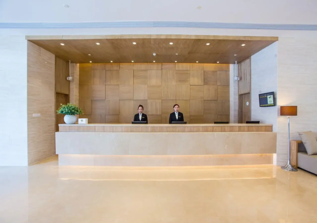 JI Hotel (Shanghai Jiangqiao National Exhibition Center Jiayi Road Subway Station)