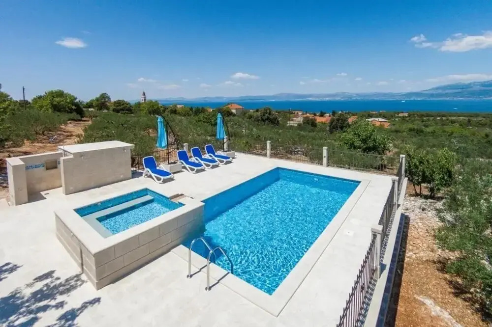Villa Agape - Three Bedroom Villa With Swimming Pool ID Direct Booker 3613