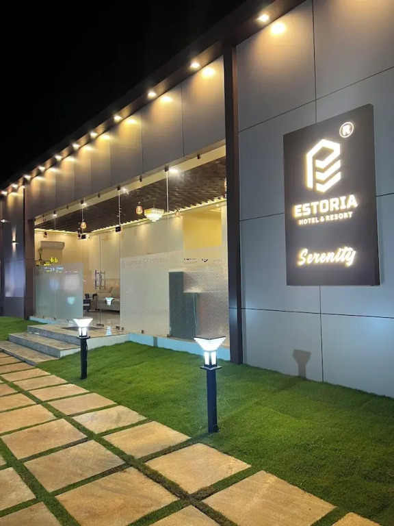 Estoria Hotel and Resort