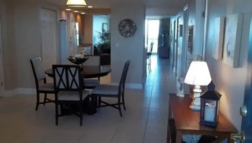 Great ocean views - 2 BR 2 BA - Di Mucci Twin Towers 1207