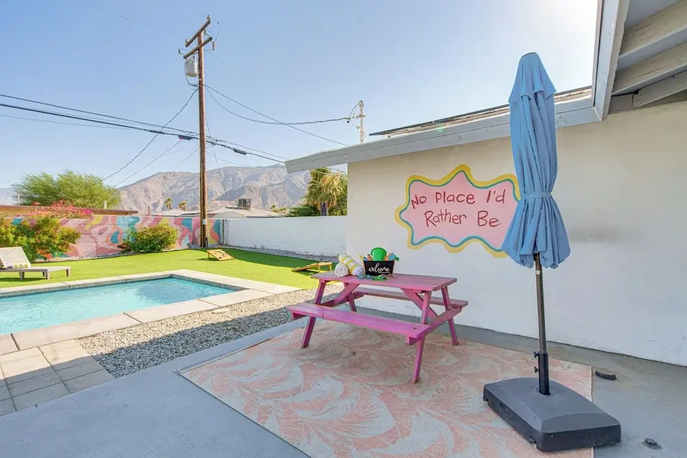 Outdoor Oasis w/ Pool: Pink Palm Springs Paradise!