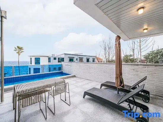 Ddosi Aewol Pool Villa