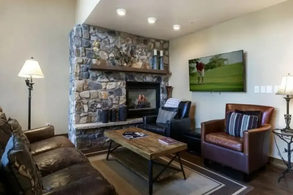 3 Bedroom In Lionshead Village At The Antlers