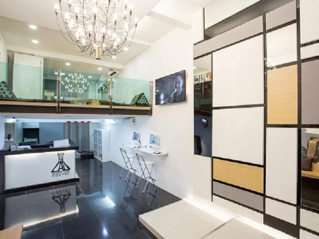 Sleep Lab Hostel