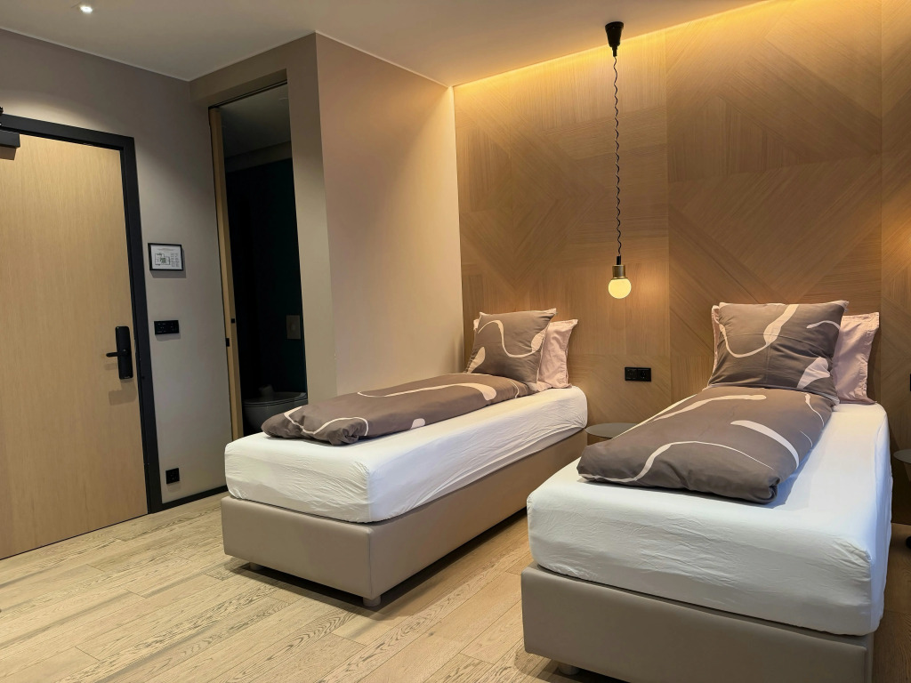 Hotel Lotus