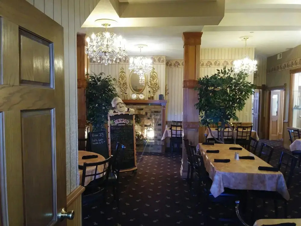 Thayer's Historic Bed n' Breakfast