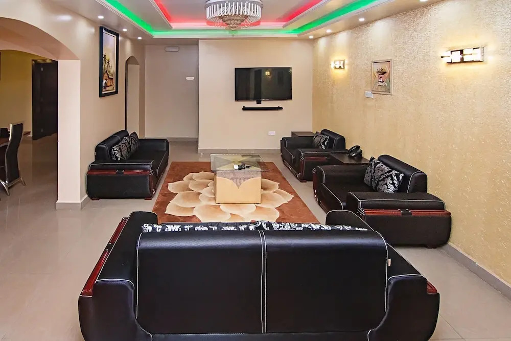 Iec Villa