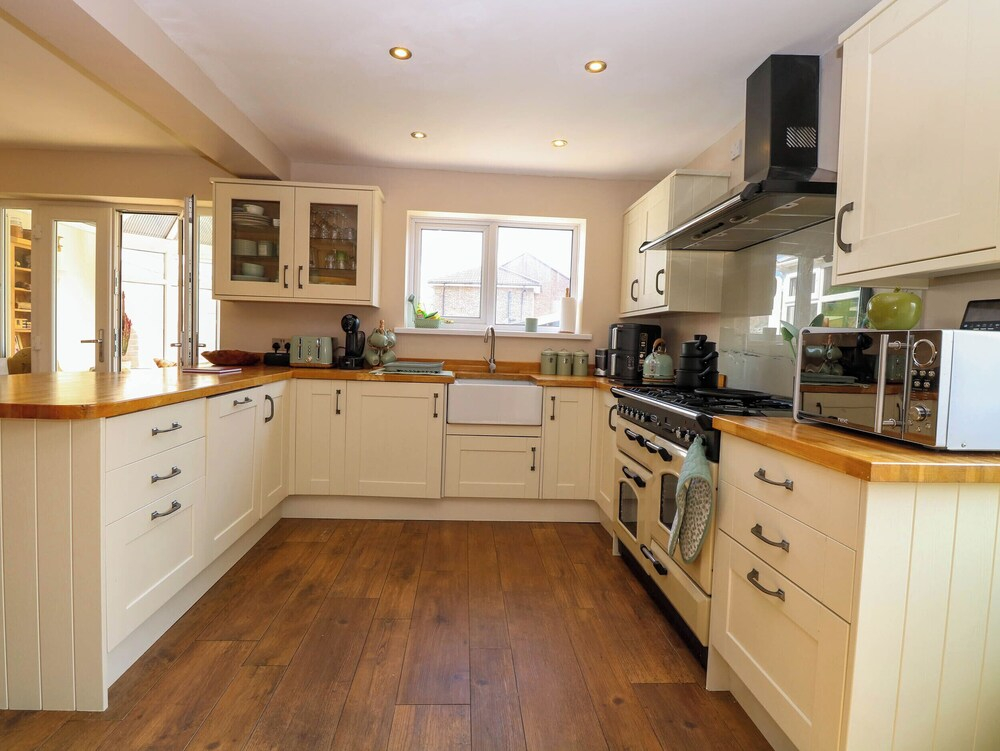 6 Barleycroft