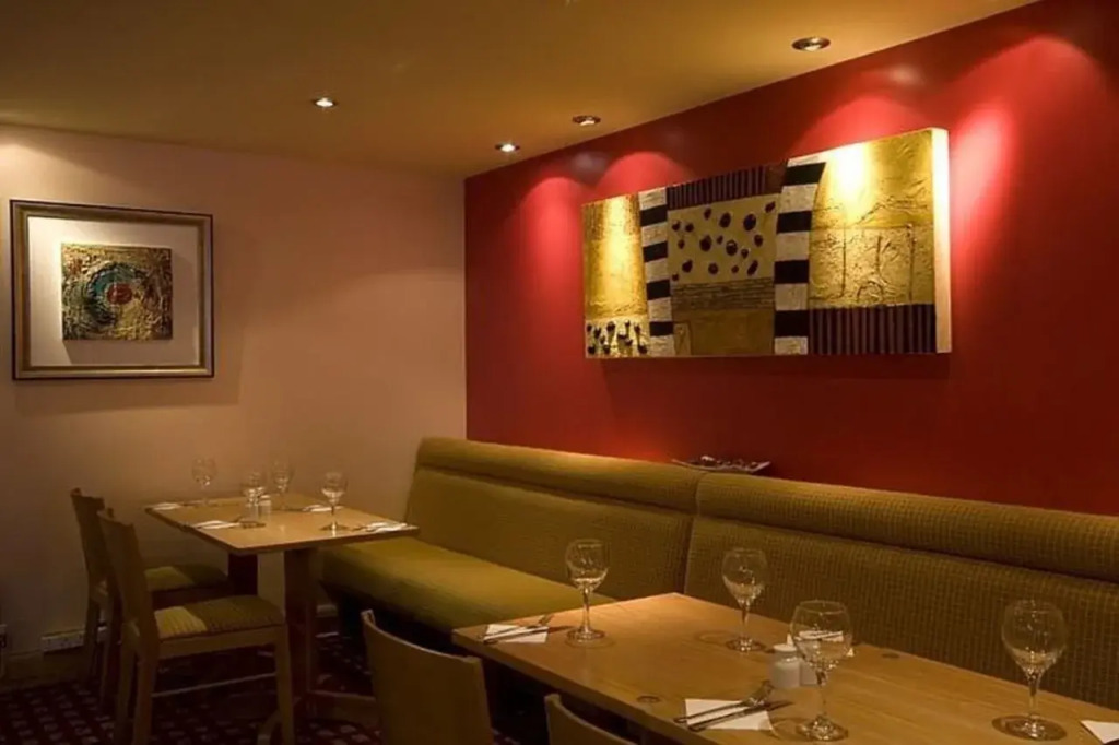 Отель Premier Inn Inverness Centre Millburn Rd