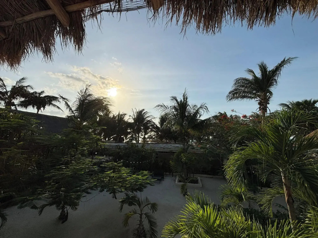 La Diosa Kali Beach Front Hotel