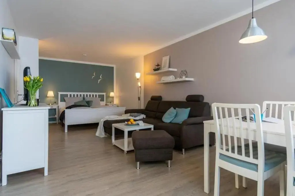 Ferienpark-Heiligenhafen-Haus-E-Wohnung-07-08