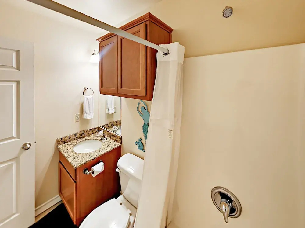 Prime Location #304 - 3 Br Townhouse