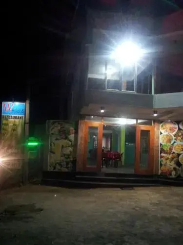W B&B