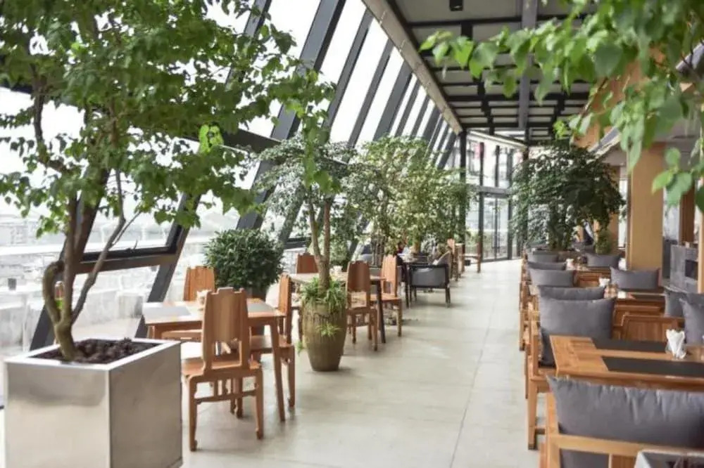 GangShe Rooftop View Hotel l (Guilin Two Rivers And Four Lakes Elephant Trunk Hill)