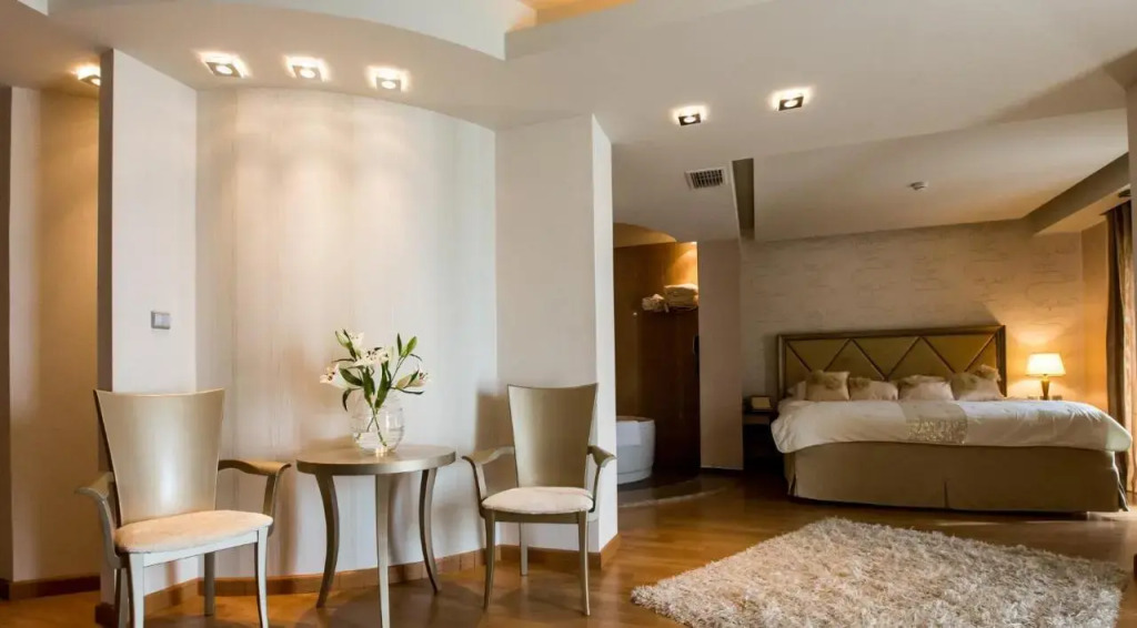 Elpida Resort & Spa