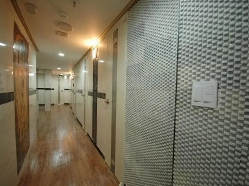 Simple House Apgujeong