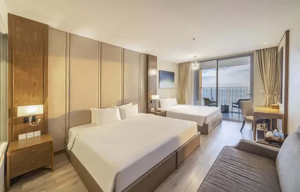 Panorama Beachfront Nha Trang by LYN Condotel