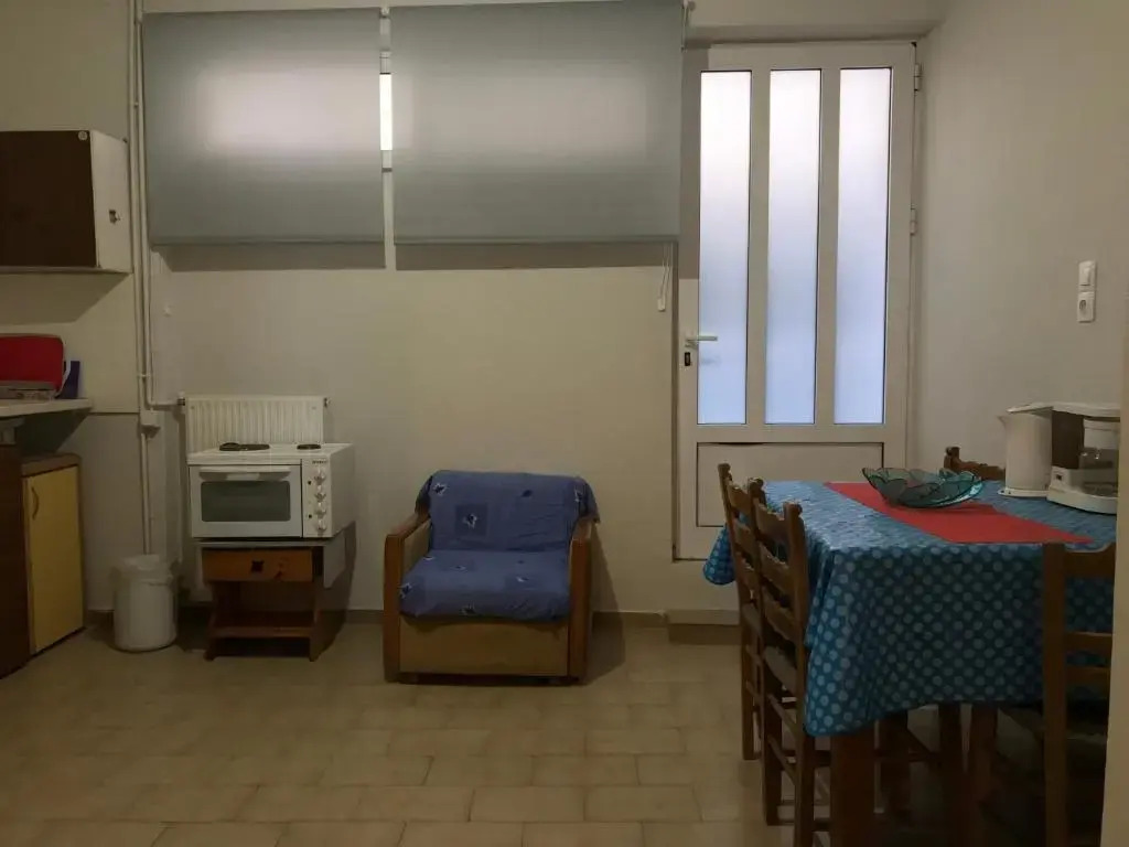 Apt10 Mamangakis Apartments