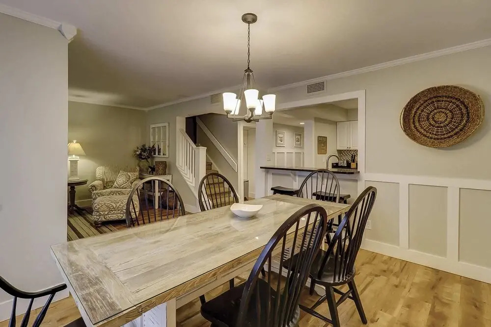 Fraser's Folly - Updated Harbour Town Villa
