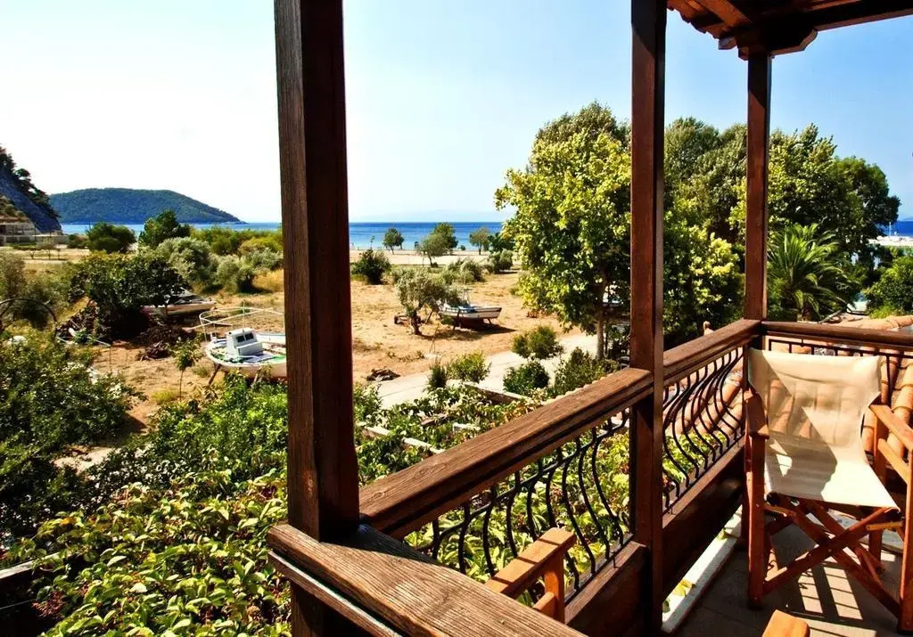 Athina Apartments
