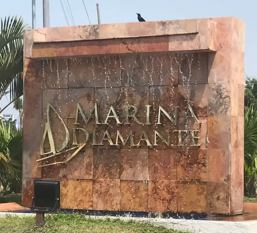 Marina diamang