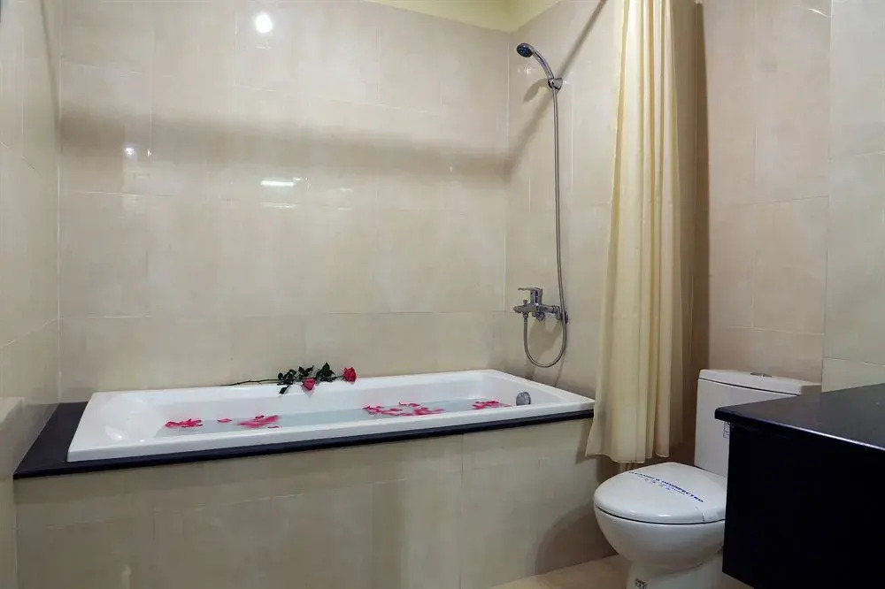 Regal Hotel