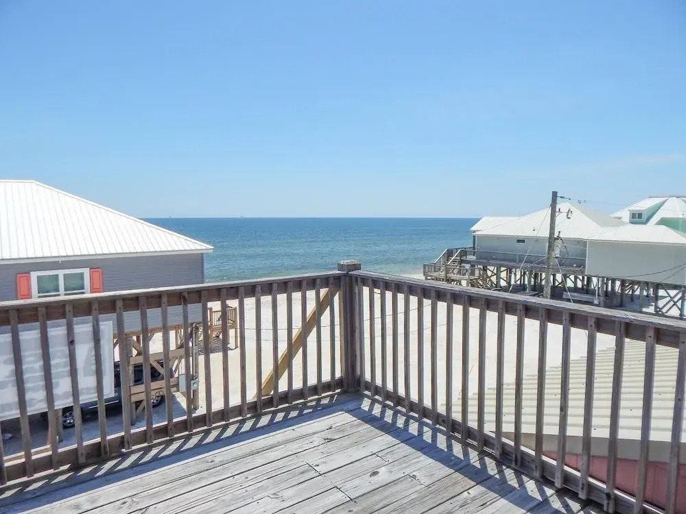 049 Beach Comber