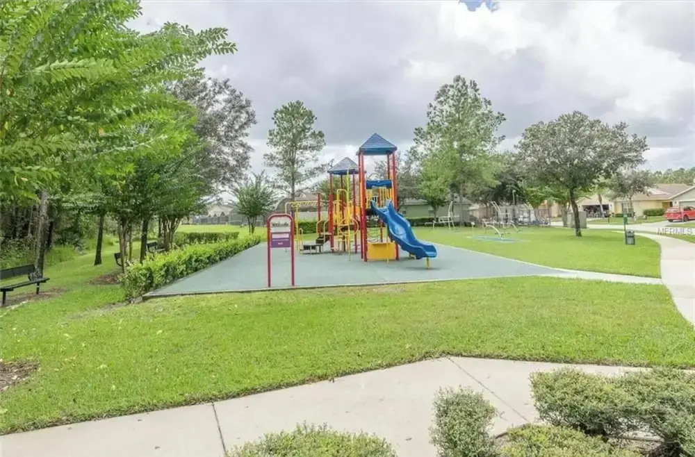 Book Now! Disney and Theme Parks Days, Poolside Family Villa Awaits!