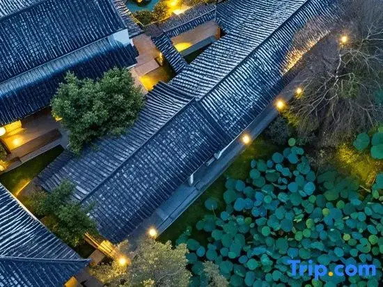 Zhang's Grand Courtyard · Historic Mansion  · Hot Spring Courtyard (Heshun)