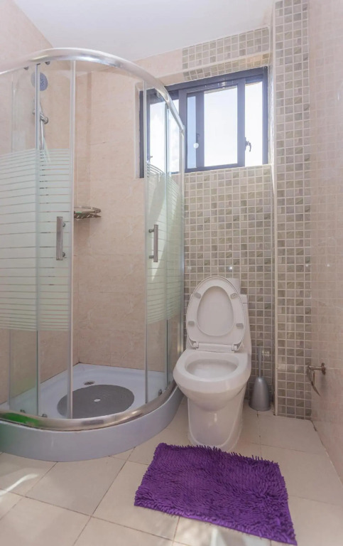 Modern 2 Bedroom Apartment