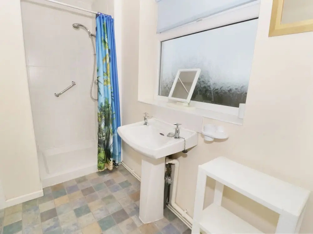 Gwnus Bungalow