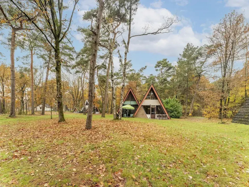 Charming Holiday Home with WiFi