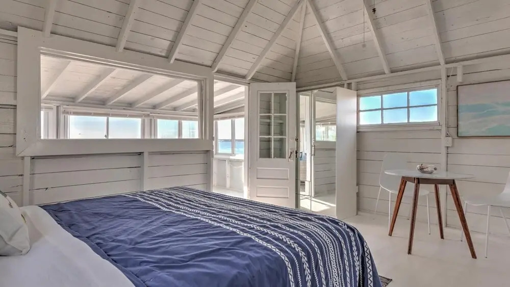 Bungalow 4 - 1br, Waterfront