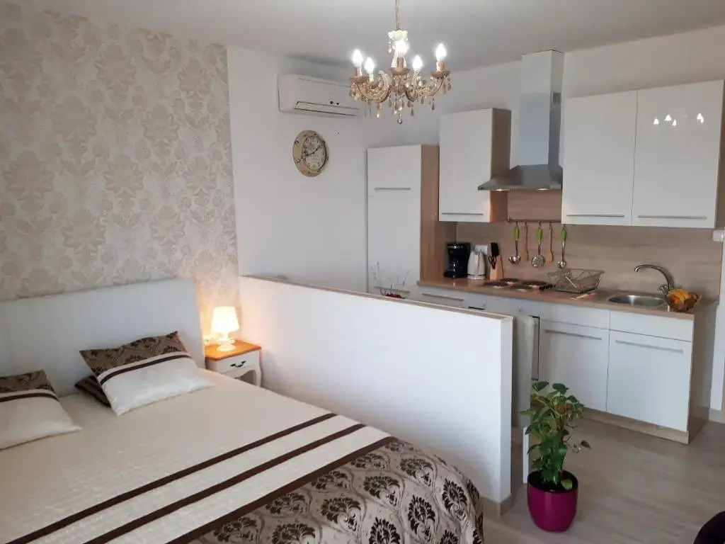 Apartments Jo