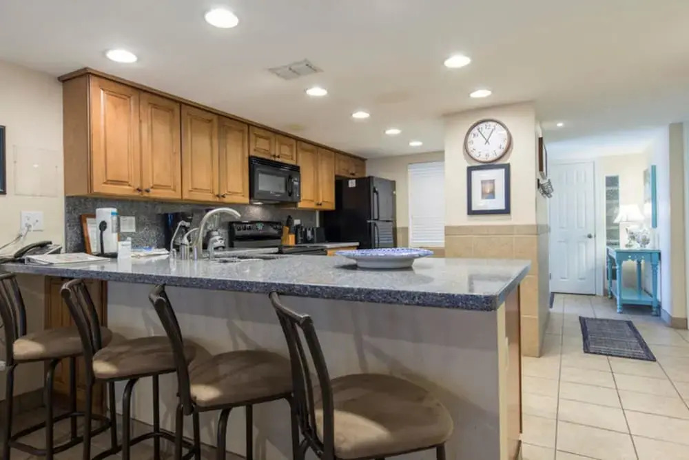 Suntide II Condominium 301