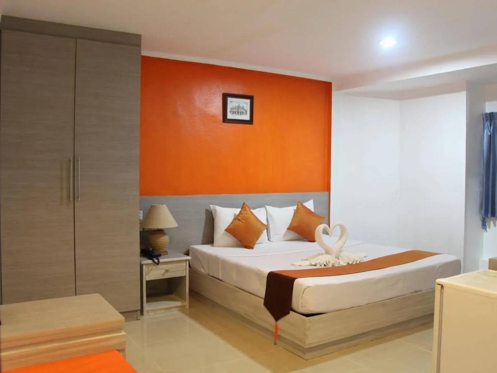 Twin Hotel