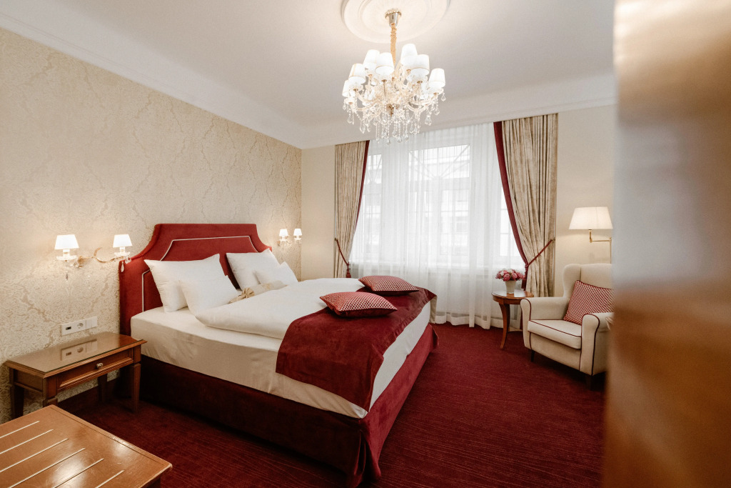 Hotel Stefanie - VIENNAS OLDEST HOTEL